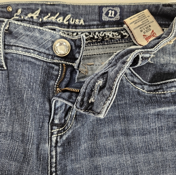 La Idol angel wing rhinestone jean capris size 11 - Picture 10 of 12